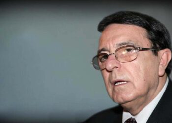 د. رياض نعسان أغا: حول عودة اللاجئين السوريين