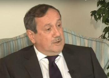 فراس طلاس يكشف.. أسماء الأسد حوّلت 30 مليون دولار لأخويها لشراء عقارات في أوروبا