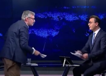 تركيا.. اعتقال مدير قناة وإعلامي سوري بعد طرد ضيف تركي على الهواء مباشرة