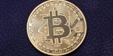 “البيتكوين” تحلق مع إعلان فوز ترامب في الانتخابات الرئاسية الأمريكية
