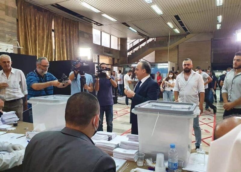 ظهور مفاجئ لعماد خميس في انتخابات برلمان النظام السوري