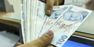 انهيار جديد تسجله الليرة التركية