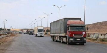 قافلة مساعدات أممية تدخل إدلب