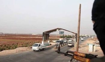 تحرير الشام تسيطر على معبر الغزاوية بين إدلب و منطقة “غصن الزيتون”