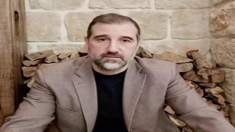 رامي مخلوف يتبرع لمتضرري الحرائق في الساحل.. ويتوعد من يعرقل