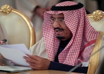 العاهل السعودي: نؤيد الحل السلمي في سوريا ونطالب بخروج الميليشيات الإيرانية منها