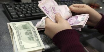 الليرة التركية تسجل قفزة جديدة