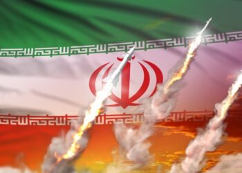 دوي أصوات انفجارات في مدينة استارا بإيران