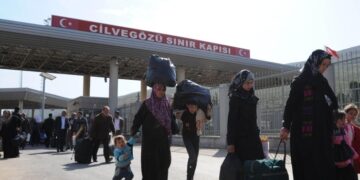 إعادة فتح معبر باب الهوى أمام حركة المسافرين