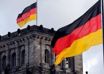 ألمانيا تعلن ترحيل 9 آلاف لاجئ