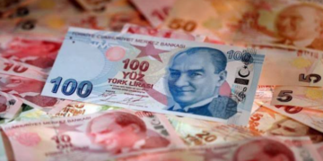 سعر صرف الليرة التركية اليوم الإثنين