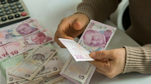 سعر صرف الليرة التركية أمام العملات الأجنبية في تعاملات اليوم الجمعة