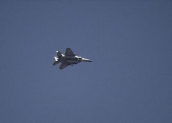 إذاعة الجيش الإسرائيلي: بدأ الهجوم على إيران