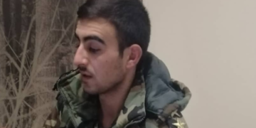 علي عيسى يظهر في شريط فيديو ليتحدث عن قصة انشقاقه عن النظام