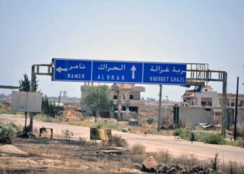 هجومين متزامنين.. مجهولون يغتالون عميداً وعنصرين للنظام في درعا