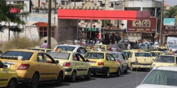عودة الطوابير في دمشق بعد قرار جديد من النظام بخصوص “البنزين”