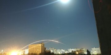 قتلى وجرحى للنظام بقصف إسرائيلي استهدف جنوب دمشق (فيديو)
