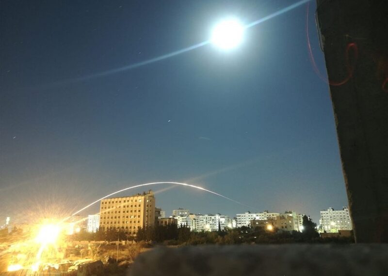 قتلى وجرحى للنظام بقصف إسرائيلي استهدف جنوب دمشق (فيديو)