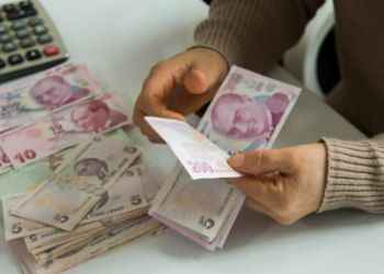الثلاثاء.. سعر صرف الليرتين السورية والتركية مقابل الدولار الأمريكي