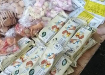 مساعدات “اليونيسيف” المدرسية تباع في شوارع اللاذقية