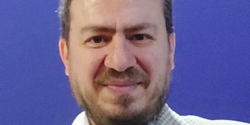 في اليوم العالمي لحرية الصحافة.. محمد منصور يكتب: الصحافة تعيش أياما سوداء في عصر السوشال ميديا