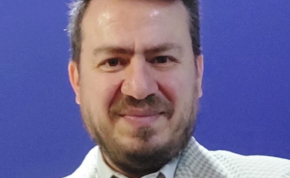 في اليوم العالمي لحرية الصحافة.. محمد منصور يكتب: الصحافة تعيش أياما سوداء في عصر السوشال ميديا