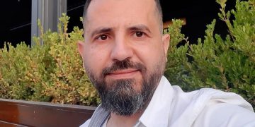 الأمن العام يعتدي بالضرب على ناشط في حمص