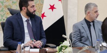 الشرع يجتمع مع وزير العدل ويعرضان خطط المرحلة المقبلة