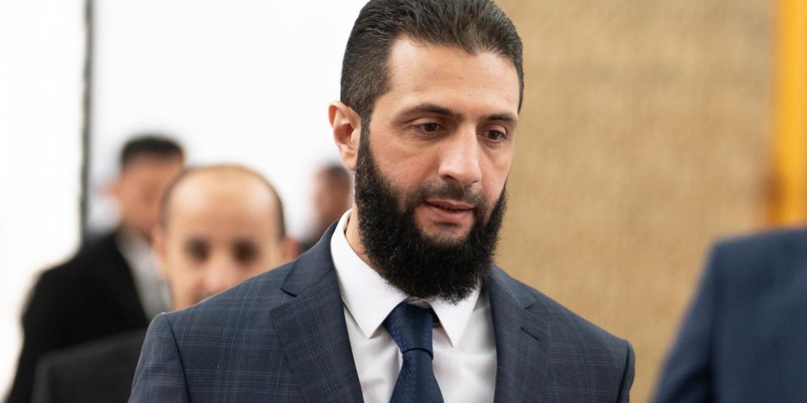الرئاسة السورية تنفي تصريحات فورد: لا لقاءات خاصة مع الشرع في إدلب