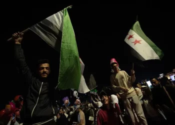 سوريا تتحرر من 2879 قيداً بعد قرار ترامب رفع العقوبات الأمريكية.. ما هي القيود؟