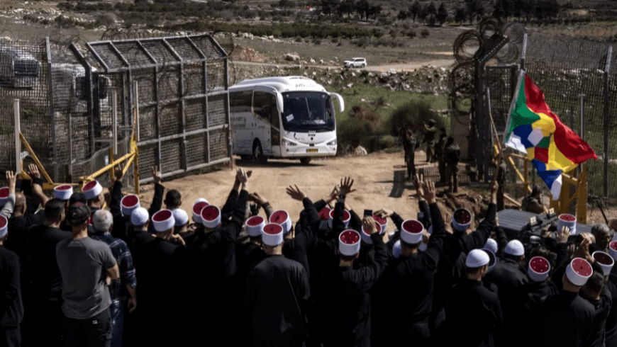لا للمغامرة: صحيفة هآرتس تحذّر من التدخل الإسرائيلي في سوريا على حساب الدروز والرهائن