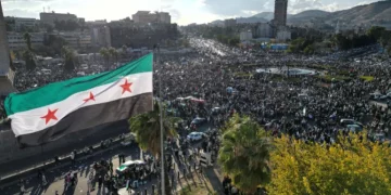 الديون البغيضة لإيران وروسيا بالمليارات.. بين مطالب السداد ودعوات التعويض