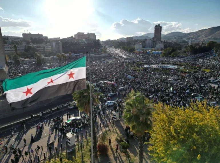 الديون البغيضة لإيران وروسيا بالمليارات.. بين مطالب السداد ودعوات التعويض