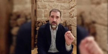 بعد إشادته بـ”النمر”.. رامي مخلوف يظهر للمرة الثانية في أقل من شهر: دعوات انفصالية وتجنيد عسكري