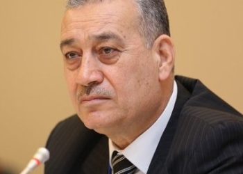من هو عبد الباسط عبد اللطيف رئيس الهيئة الوطنية للعدالة الانتقالية المعيّن بالمرسوم 20/2025؟