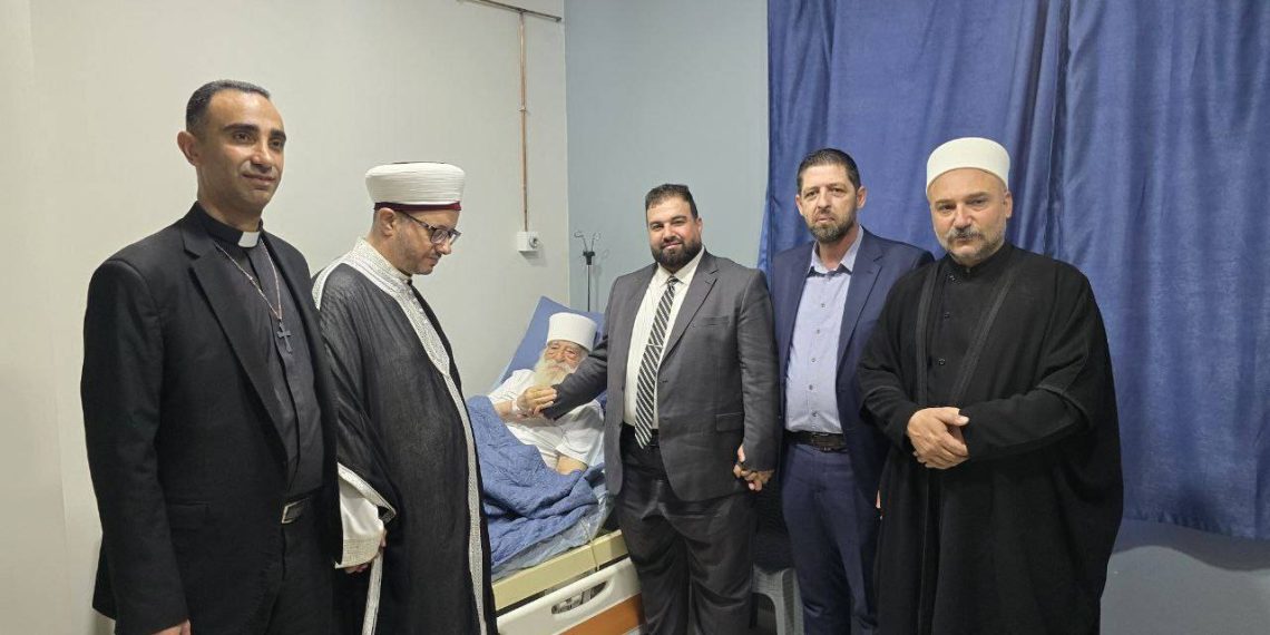 بعد أسابيع من الغياب.. محافظ السويداء مصطفى البكور يعود إلى عمله بجولة تفقدية