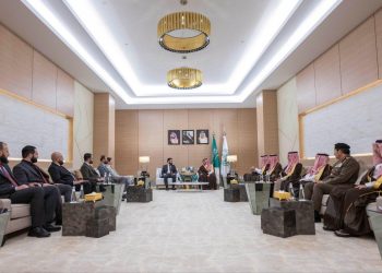وزيرا الداخلية السورية والسعودية يلتقيان لبحث التعاون الأمني