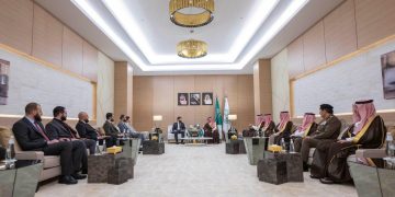 وزيرا الداخلية السورية والسعودية يلتقيان لبحث التعاون الأمني