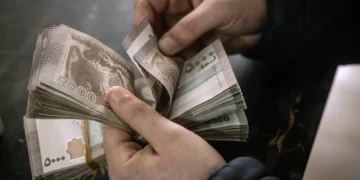 خلال شهر أيار الدولار يخسر 29% من قيمته أمام الليرة السورية