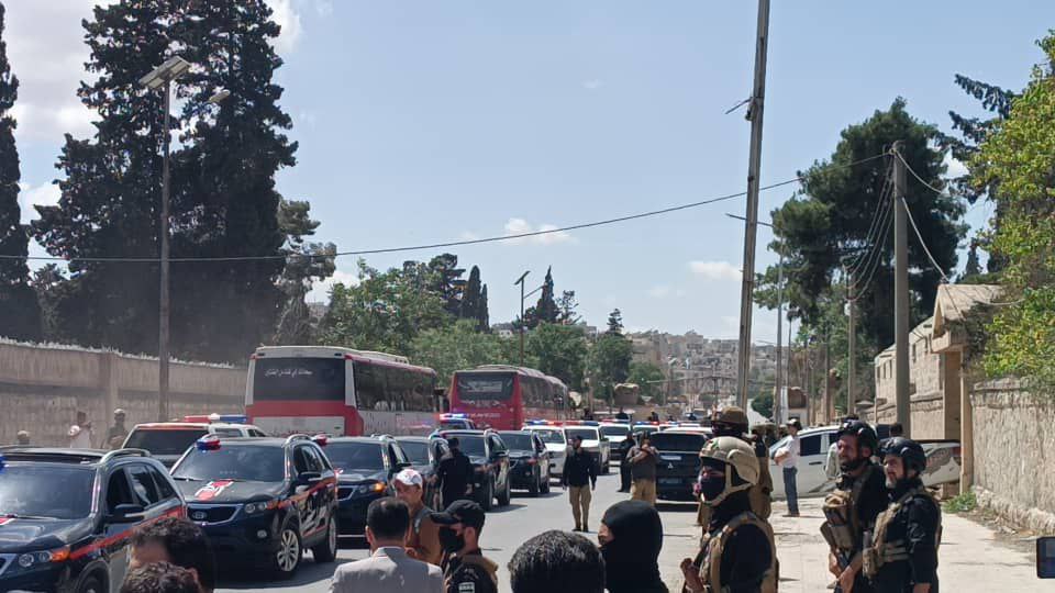 تبادل أسرى بين الحكومة السورية و”قسد” في حلب وسط إجراءات أمنية مشددة وتأخر في التنفيذ
