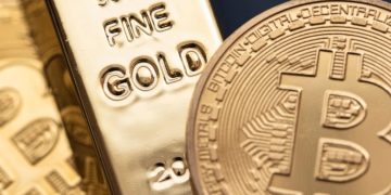 "بيتكوين" تسجل رقم قياسي للعملات الرقمية بـ 120 ألف دولار