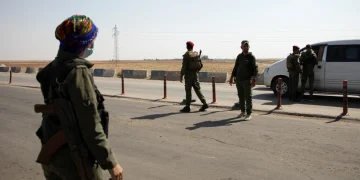 تطورات جديدة شرقي سوريا.. تصاعد العنف ودعوات للاحتجاج ضد قسد