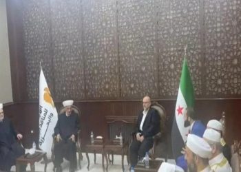 وصول مفتي لبنان إلى سوريا للقاء الشرع