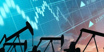 الرسوم الجمركية الأمريكية تثير القلق.. وأسعار النفط تهبط رغم ارتفاع الطلب
