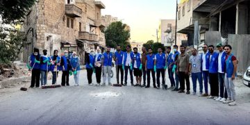 "خليها نظيفة".. حملة لتنظيف شوارع محافظة حلب
