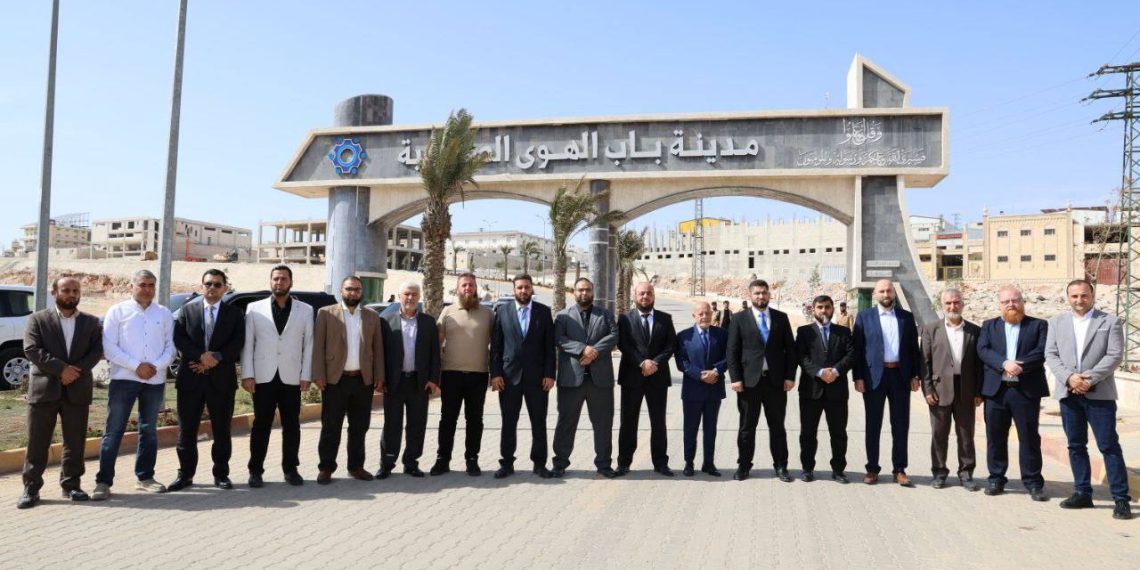 محافظة إدلب تبحث سبل تطوير الواقع الصناعي والتجاري