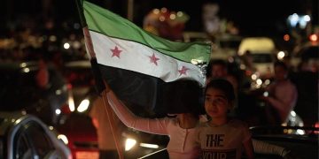 أمريكا رفعت العقوبات بقرار ترامب.. خبير لـ "تفاصيل برس": النجاح يعتمد على تنفيذ إصلاحات اقتصادية