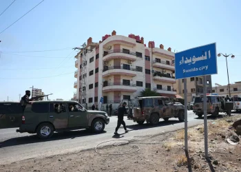 إعلام عبري.. مسؤول إسرائيلي يشارك في اتصالات لتبادل الأسرى بين الدروز وعشائر البدو