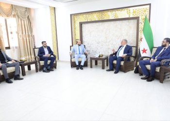 بخطة جديدة.. دراسة حكومية لتعديل تعرفة الكهرباء ومراجعة الرسوم المالية