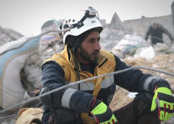 بعد 23 يوم من اختطافه.. الدفاع المدني يجدد مطالبته بالإفراج الفوري عن حمزة العمارين